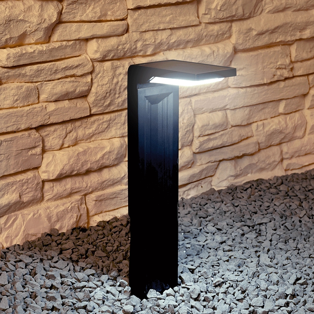 Solar priklamp verona zwart met warm wit licht