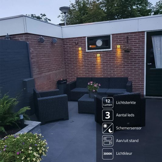 3x Solar wandlamp China zwart 6 leds warm wit buitenlamp op zonne energie