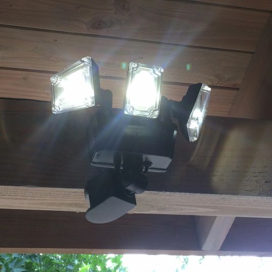 Solar beveiligingslamp James III met bewegingsmelder en los paneel