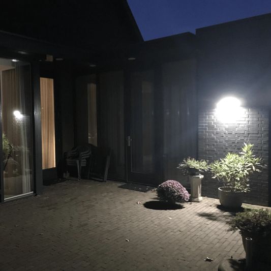Solar buitenlamp wandlamp Motion IV met bewegingsmelder op zonne energie