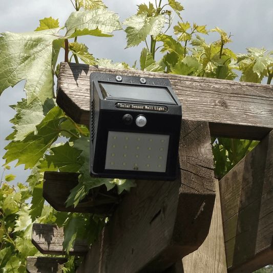 Solar buitenlamp wandlamp Motion met bewegingsmelder op zonne energie