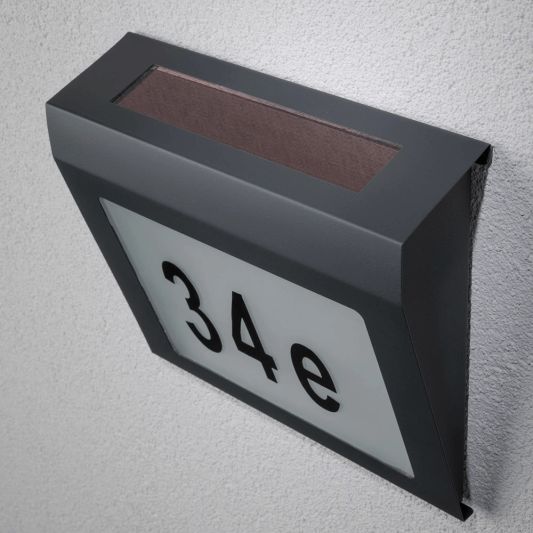 Solar Huisnummer Axel zwart op zonne energie inclusief nummers