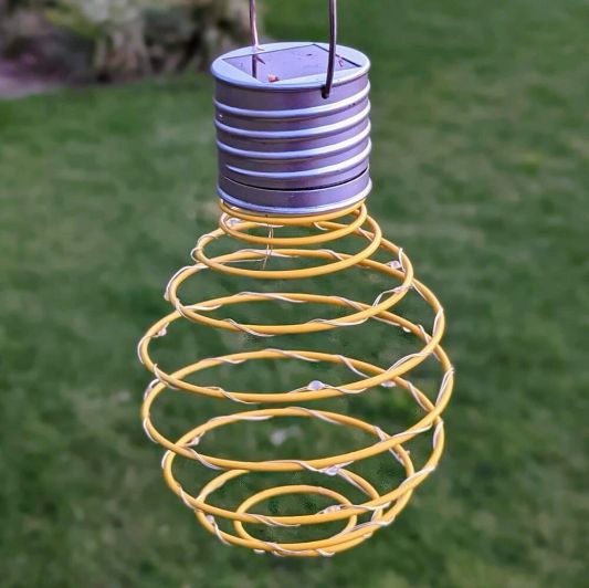 Solar LED hanglamp Fiesta Yellow op zonne energie - Set van 9