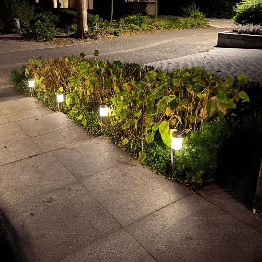 Solar priklamp Lucifer RVS padverlichting op zonne-energie (4 stuks)