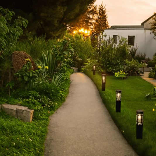 Solar priklamp Saturn met warm wit licht