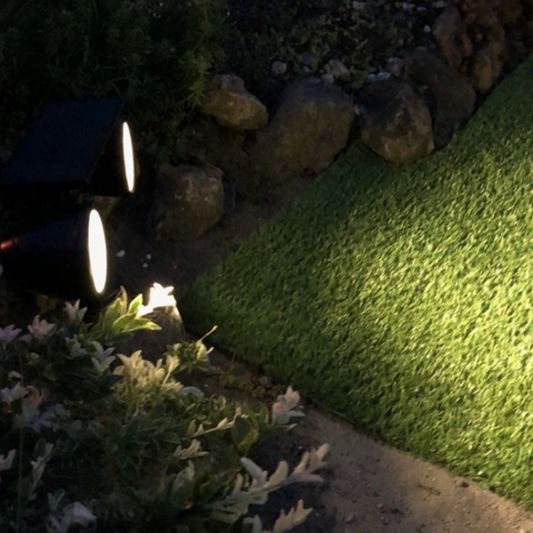 Solar priklamp Vision met twee spots en 5 lichtstanden