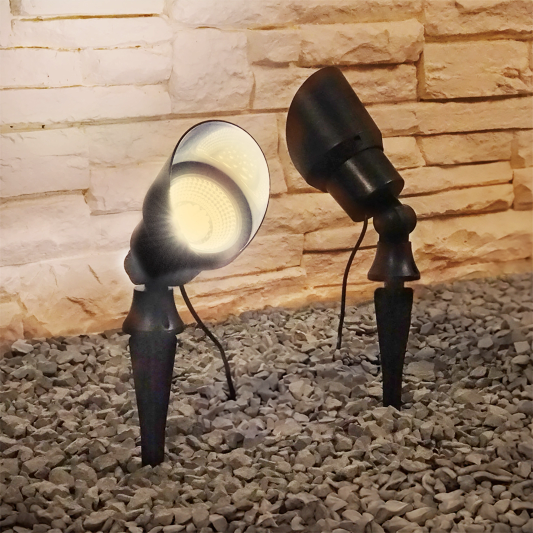 Solar spot Heads complete set met twee spots en los solarpaneel