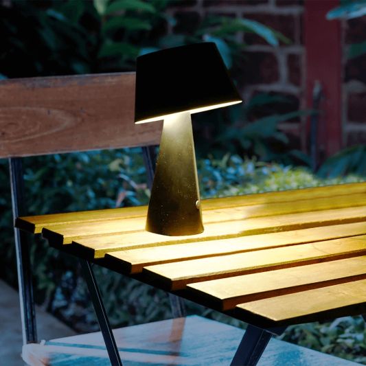 Solar tafellamp Ceres op zonne energie