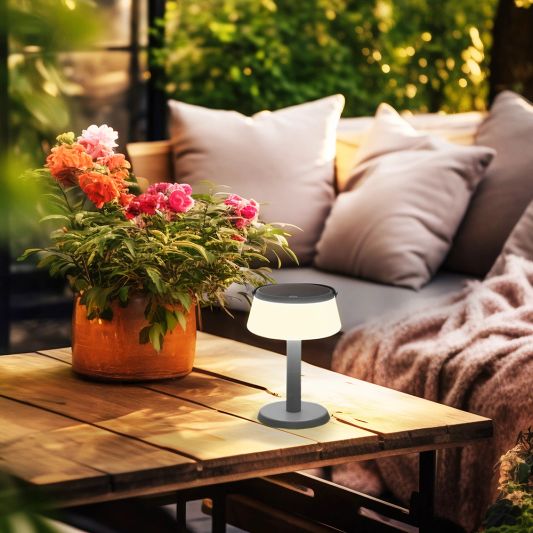 Solar tafellamp Malmo op zonne energie grijs