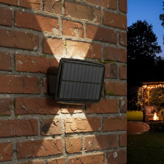 Solar up down wandlamp Njord met warm wit licht