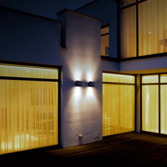 Solar up down wandlamp Njord met warm wit licht