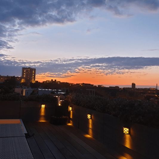 Solar wandlamp China zwart 6 leds warm wit buitenlamp op zonne energie