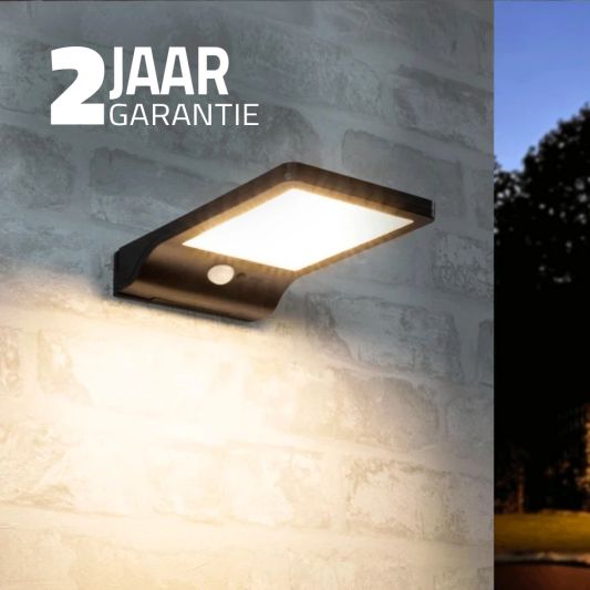 Solar wandlamp Slim met 36 leds en bewegingsmelder Zwart op zonne energie voordeelset van 4 stuks