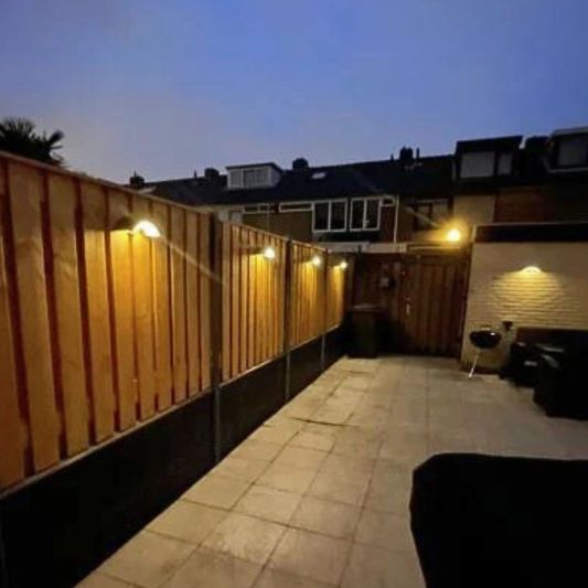 Solar wandlamp Ufo II met bewegingsmelder buitenlamp op zonne energie