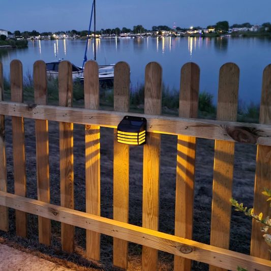 Zwarte solar wandlamp Stripe op zonne-energie set van 8