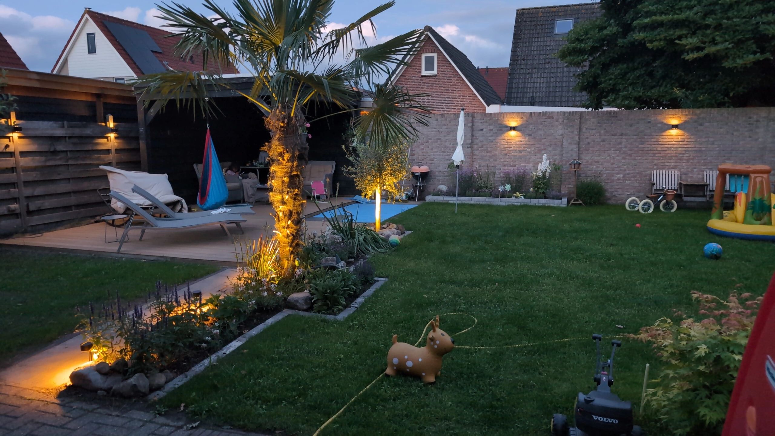 Solar spot Twins met twee spots en los solarpaneel