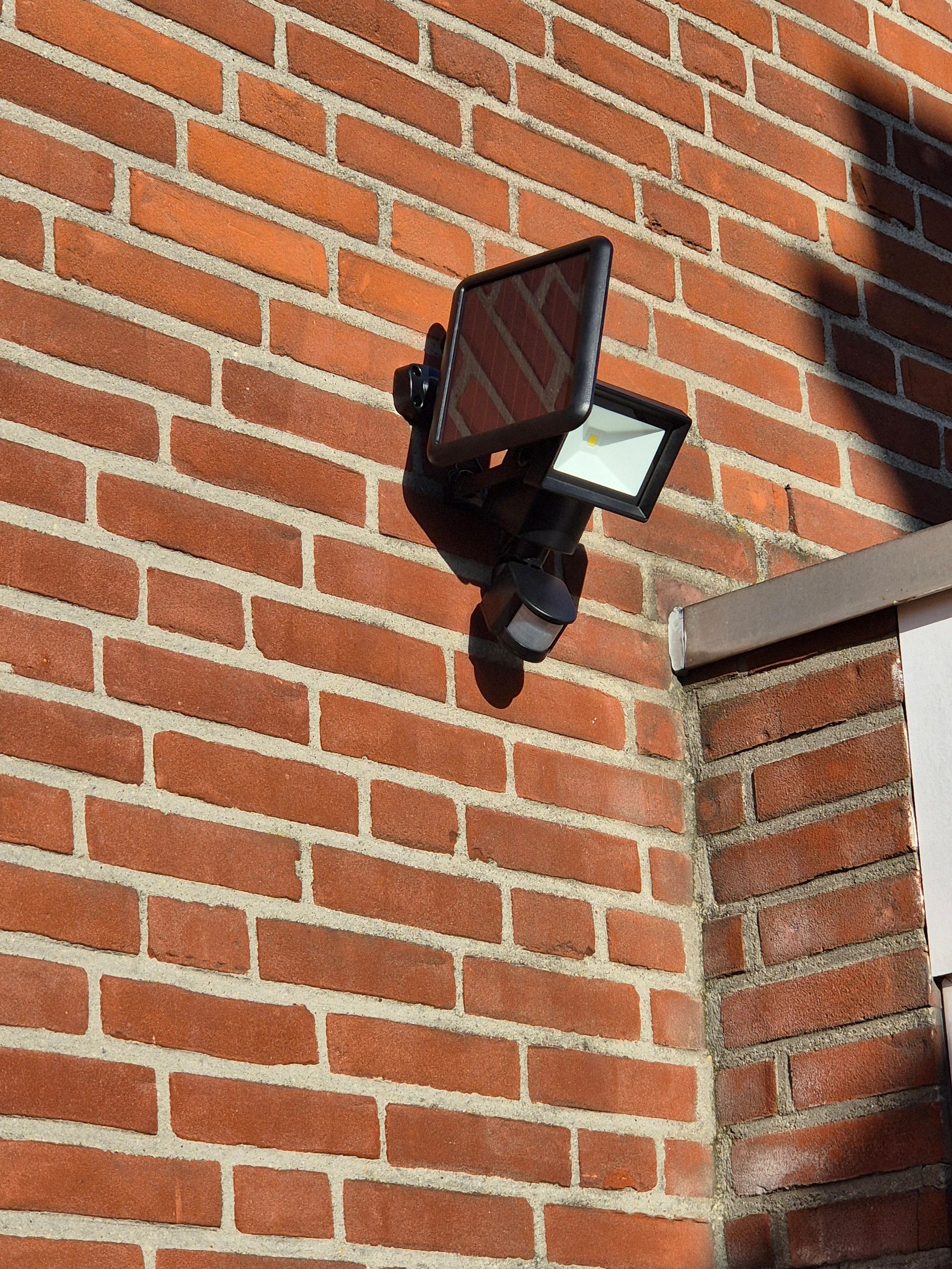 Solar beveiligingslamp James I met bewegingsmelder en los paneel