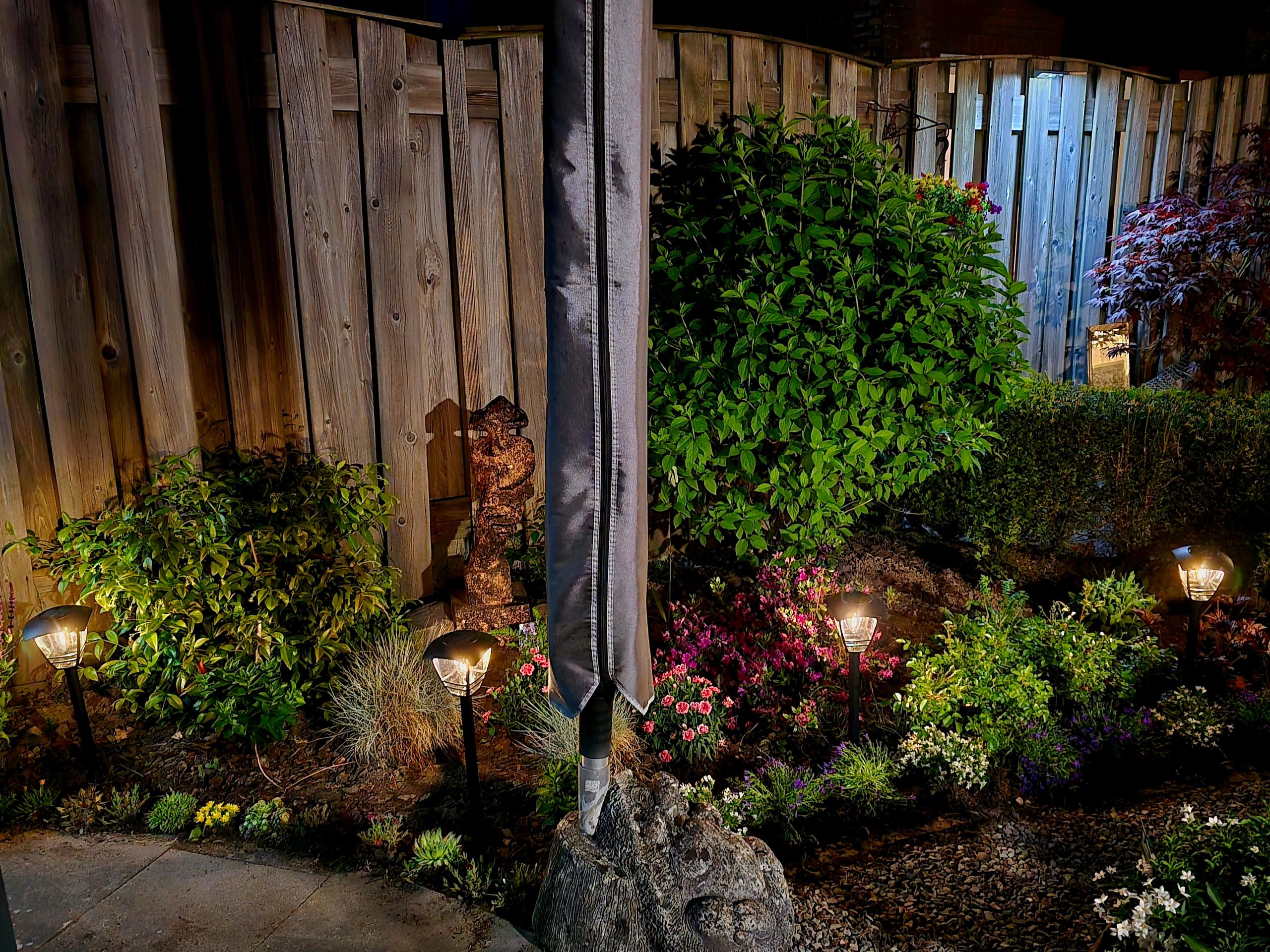 Solar priklamp Prickle met warm wit licht voordeelset van 4