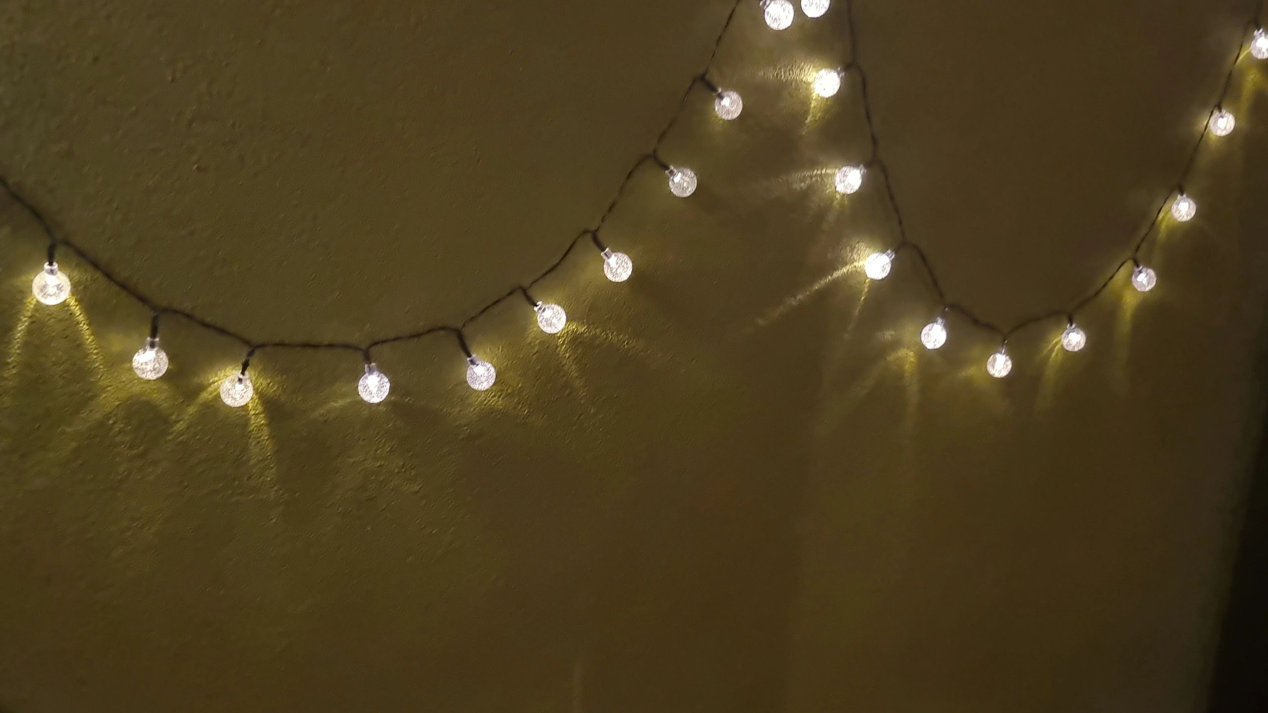 Solar lichtslinger Bubble met 50 warm witte led lampen