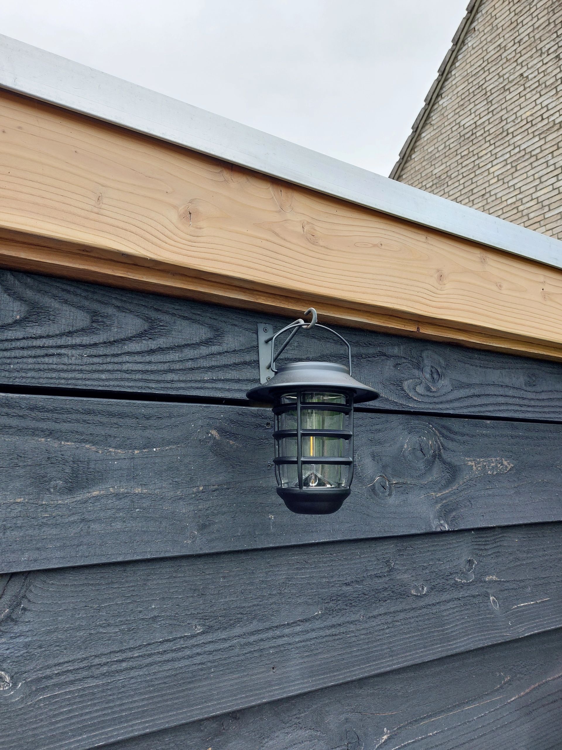2 stuks Zwarte solarlamp Sting - hanglamp, priklamp en tafellamp-in 1