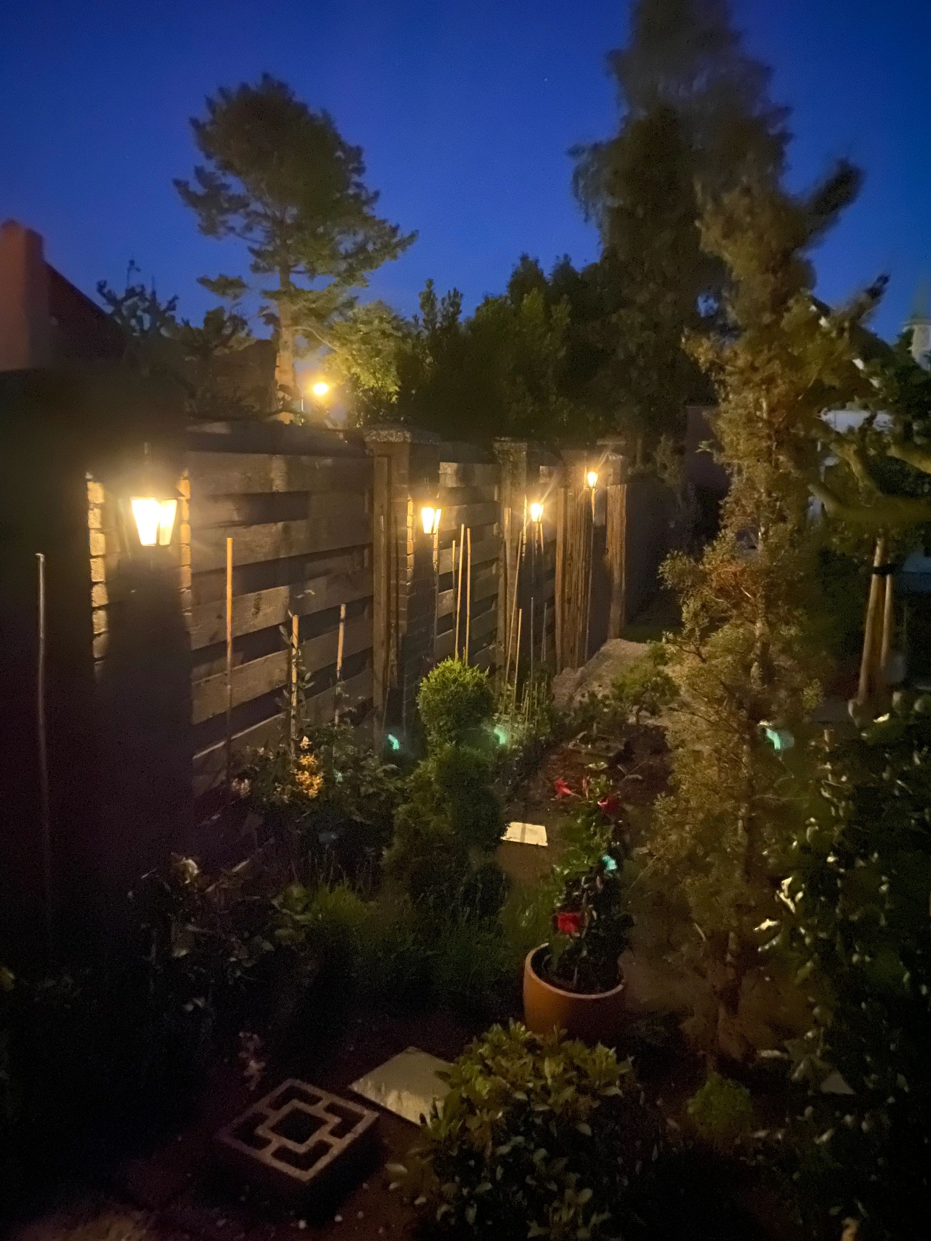 Solar wandlamp Monty klassieke buitenlamp op zonne energie