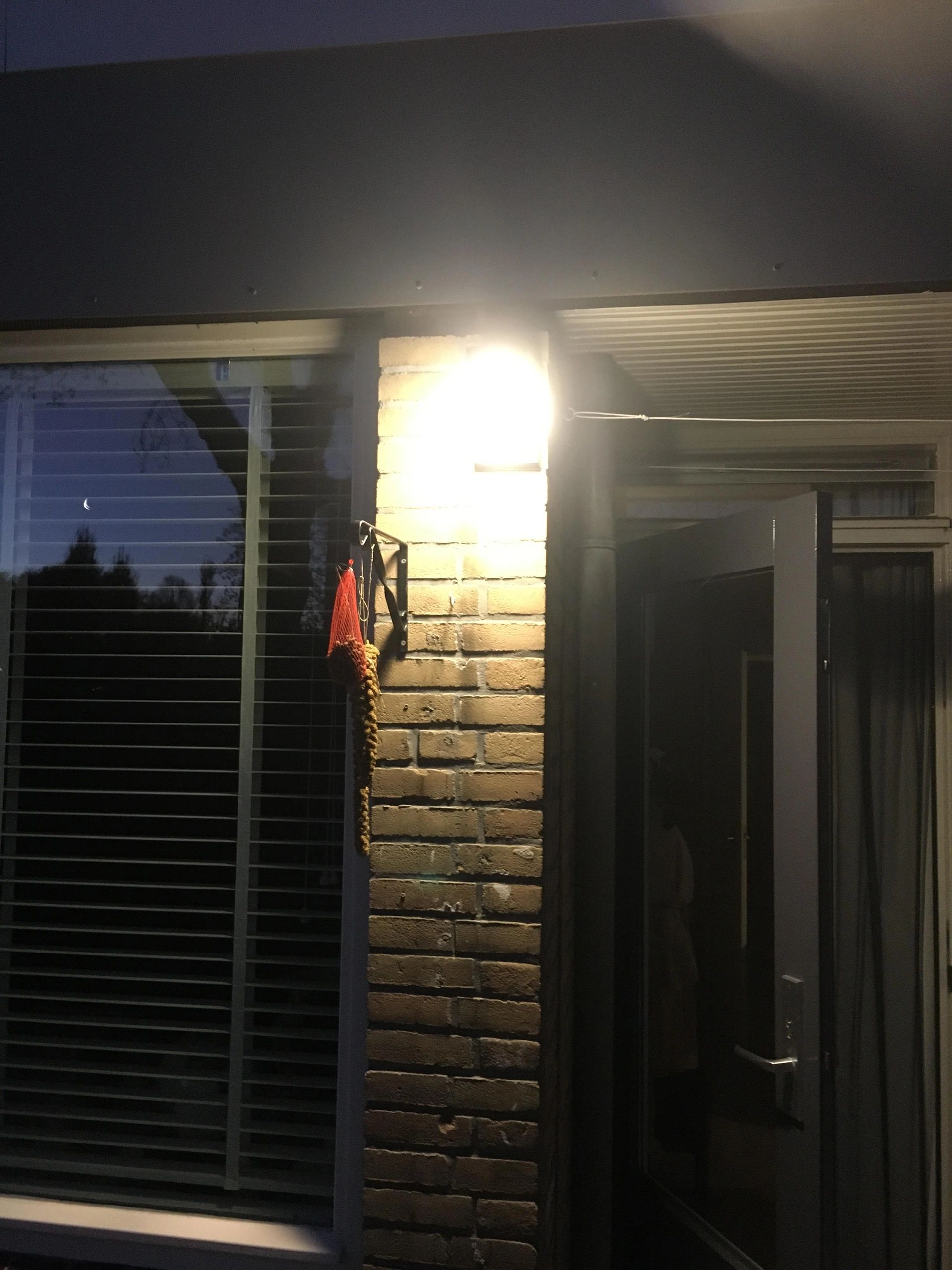 Solar wandlamp Moon met bewegingssensor op zonne-energie