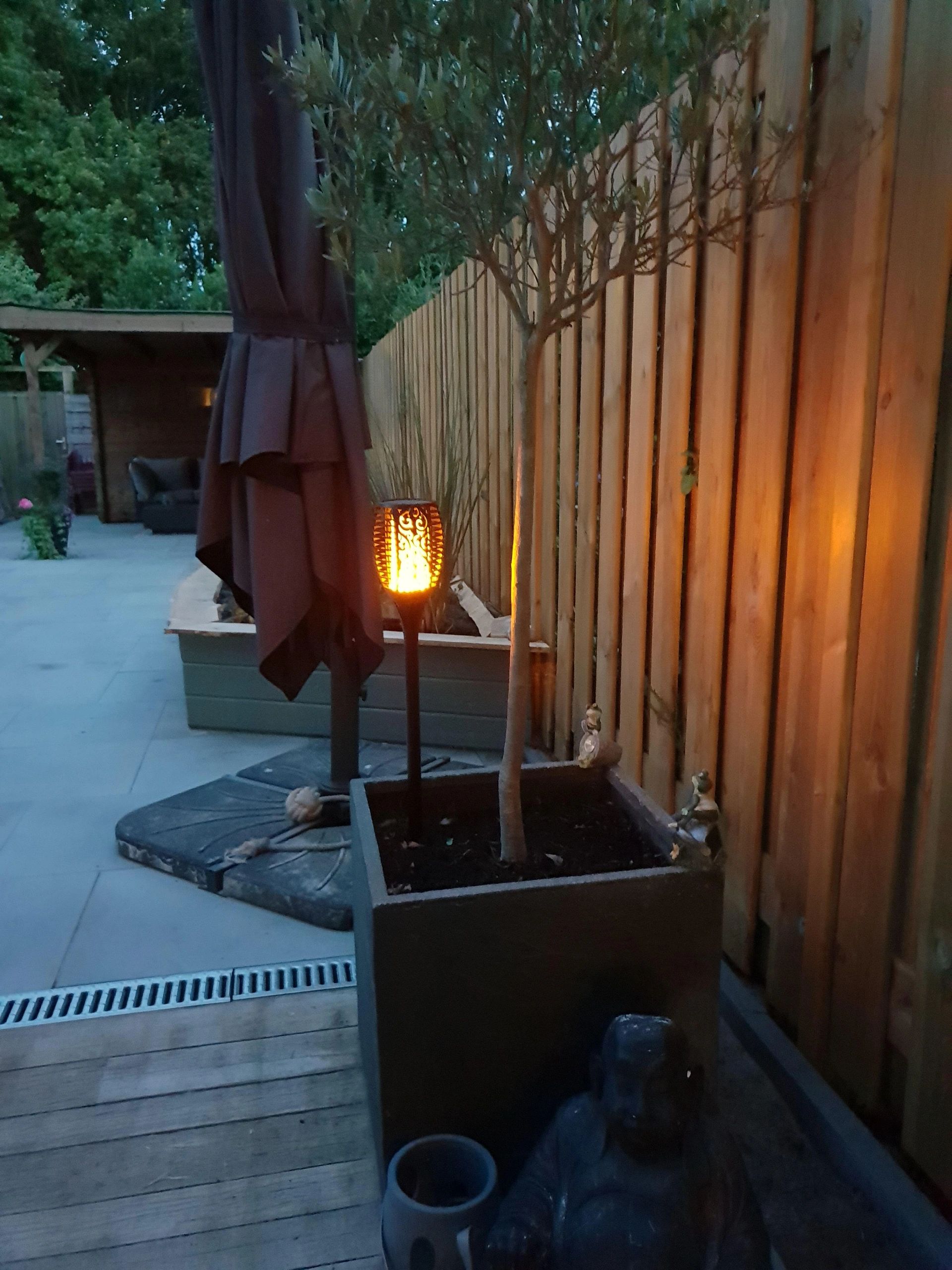 Solarlamp Fakkel zwart met schemersensor