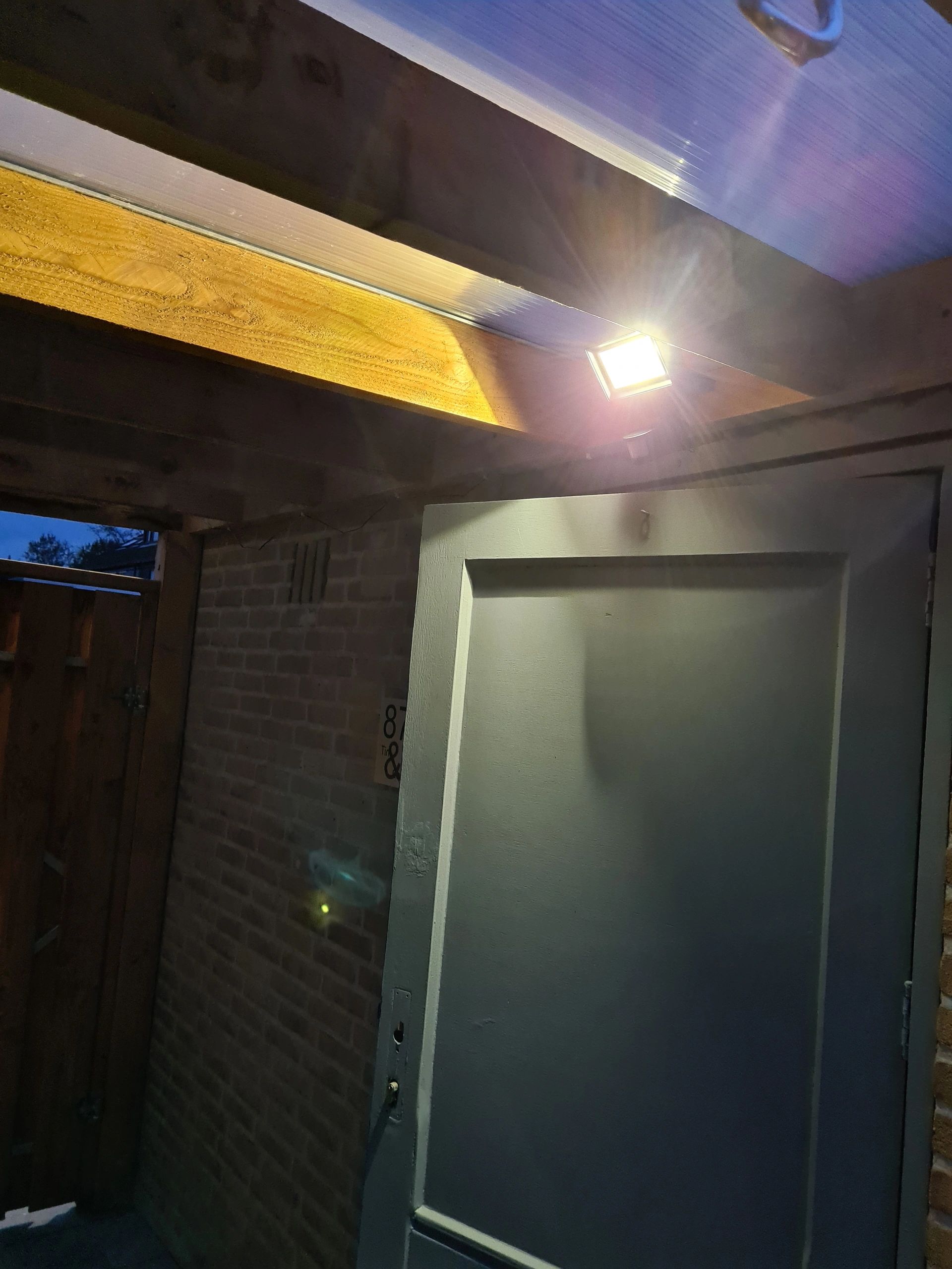 Solar beveiligingslamp James I met bewegingsmelder en los paneel