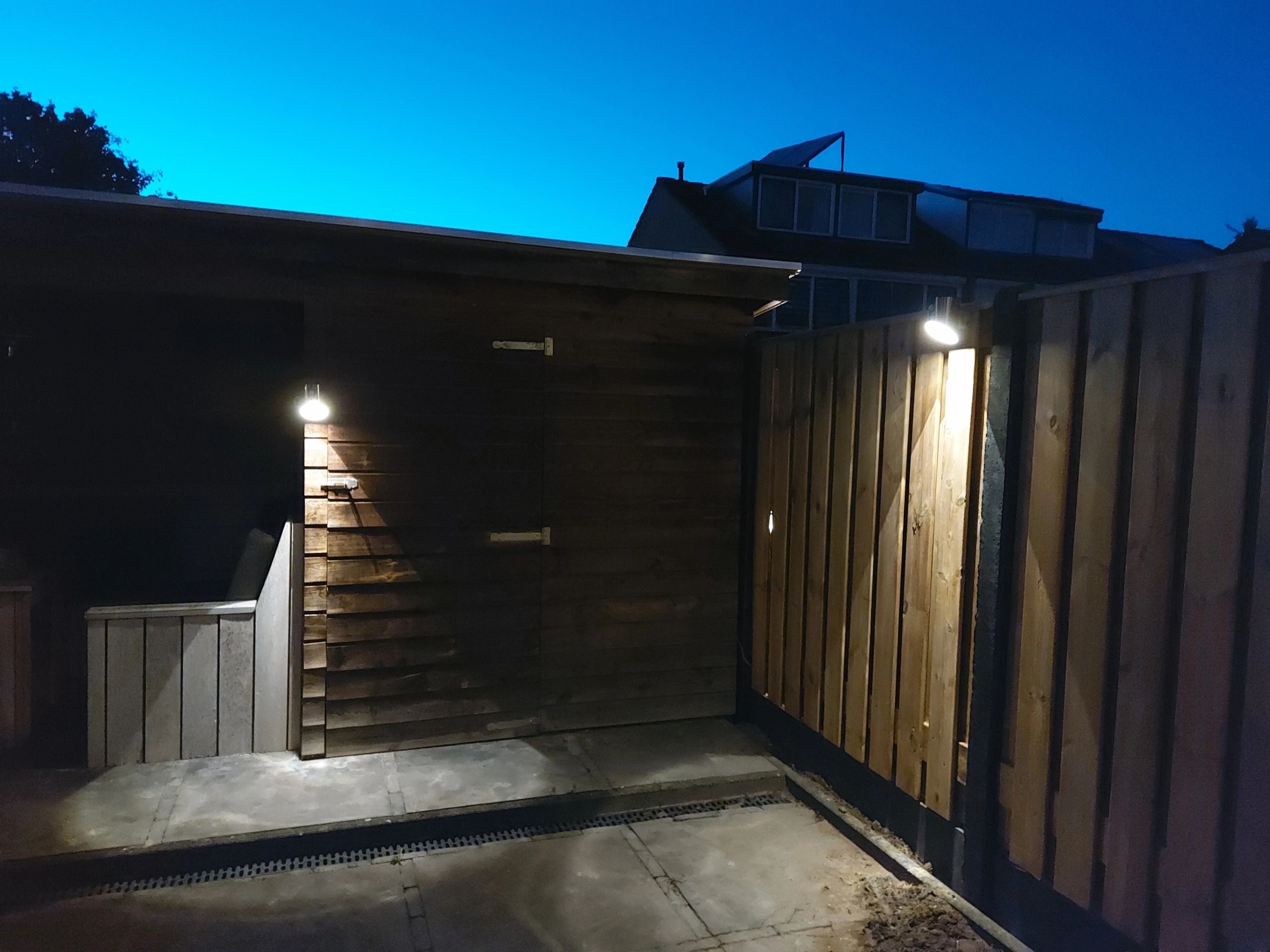 Solar wandlamp Tinn II RVS met bewegingsmelder op zonne energie