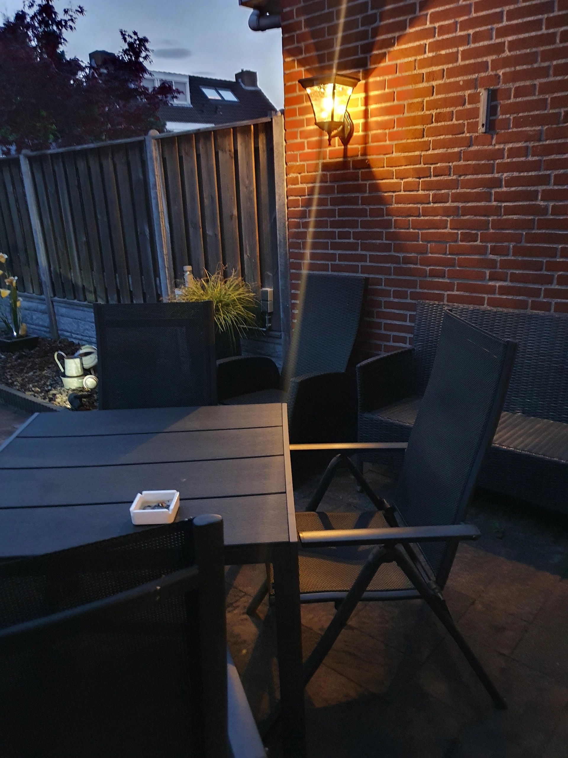 Solar buitenlamp London wandlamp op zonne energie