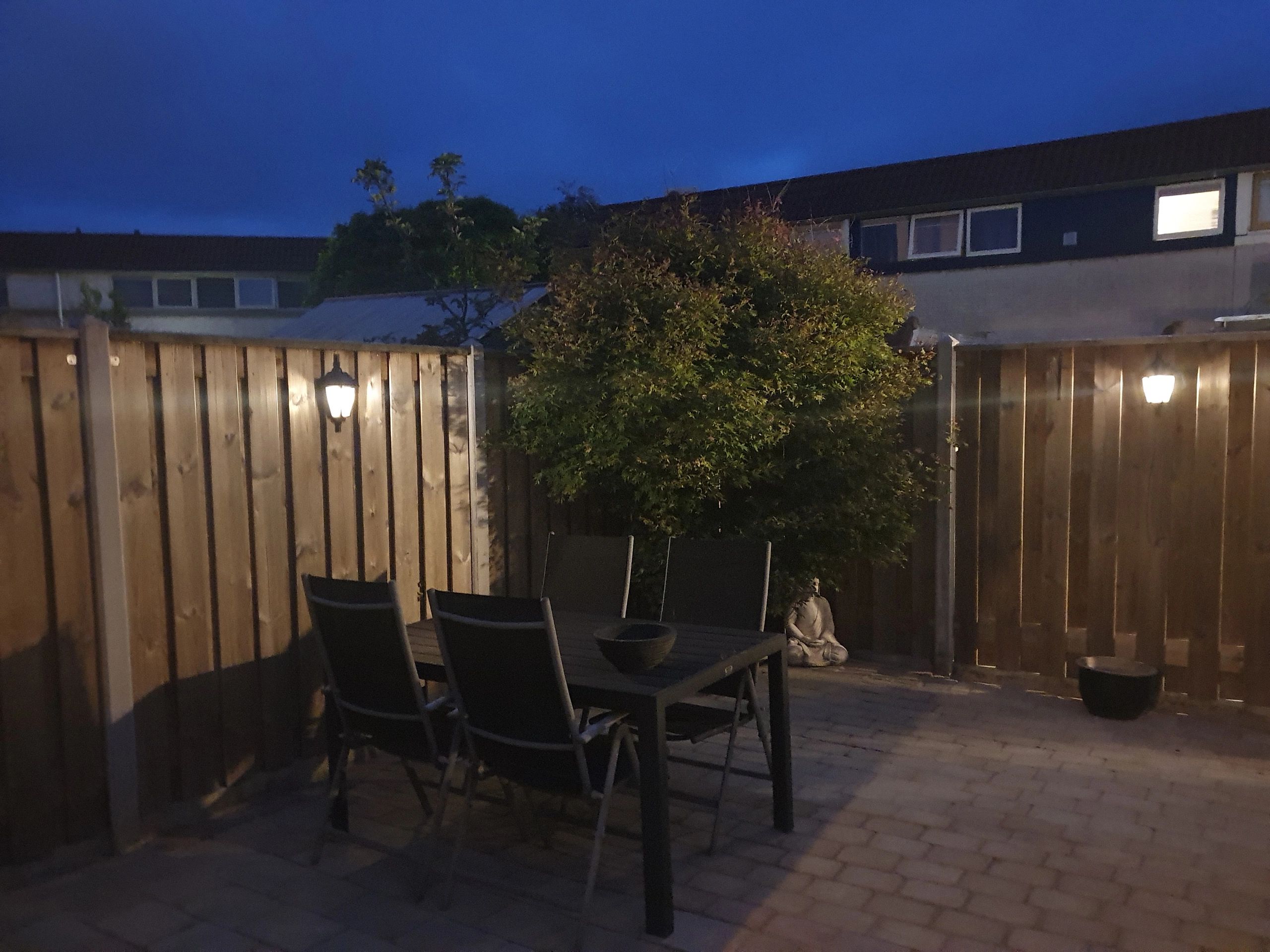 Solar wandlamp Monty klassieke buitenlamp op zonne energie