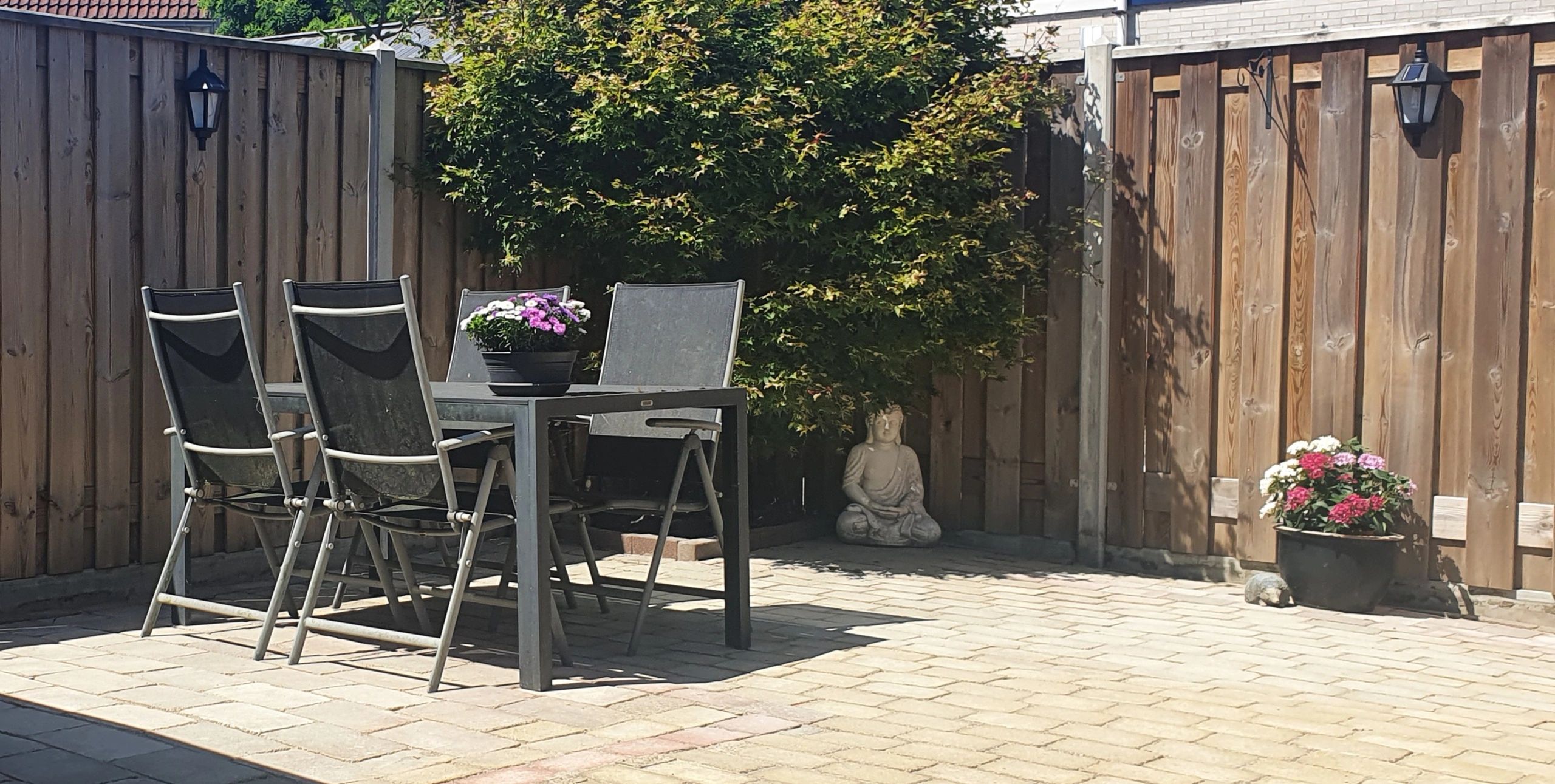 Solar wandlamp Monty klassieke buitenlamp op zonne energie