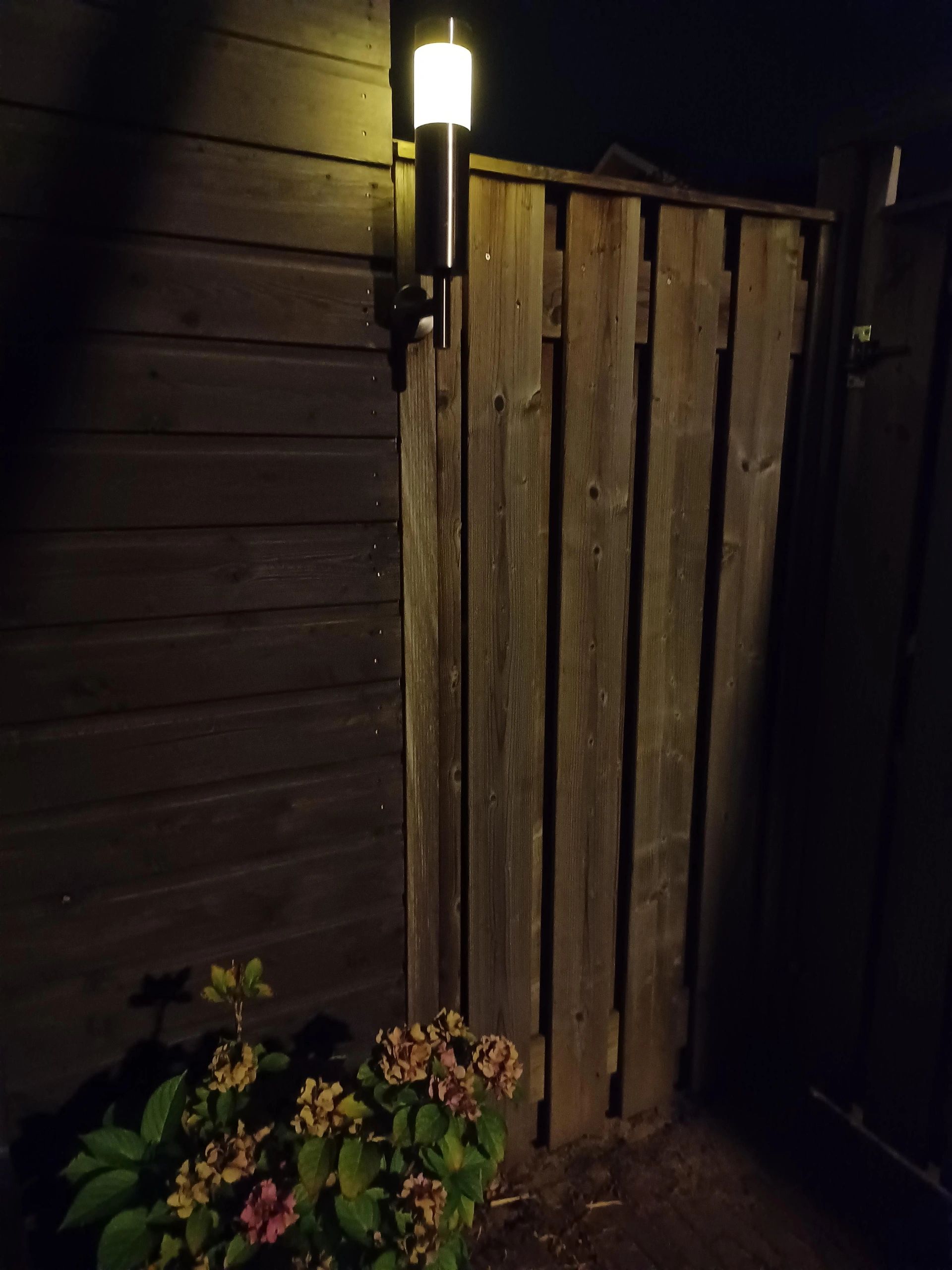 Solar wandlamp Lucifer RVS op zonne energie - Voordeelset 4 stuks