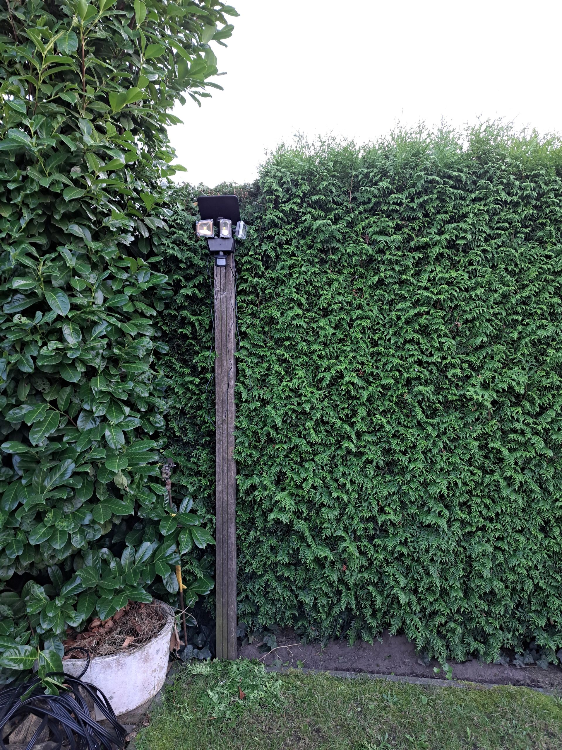 Solar RVS buitenlamp Glare met bewegingssensor - Moderne wandlamp op zonne-energie