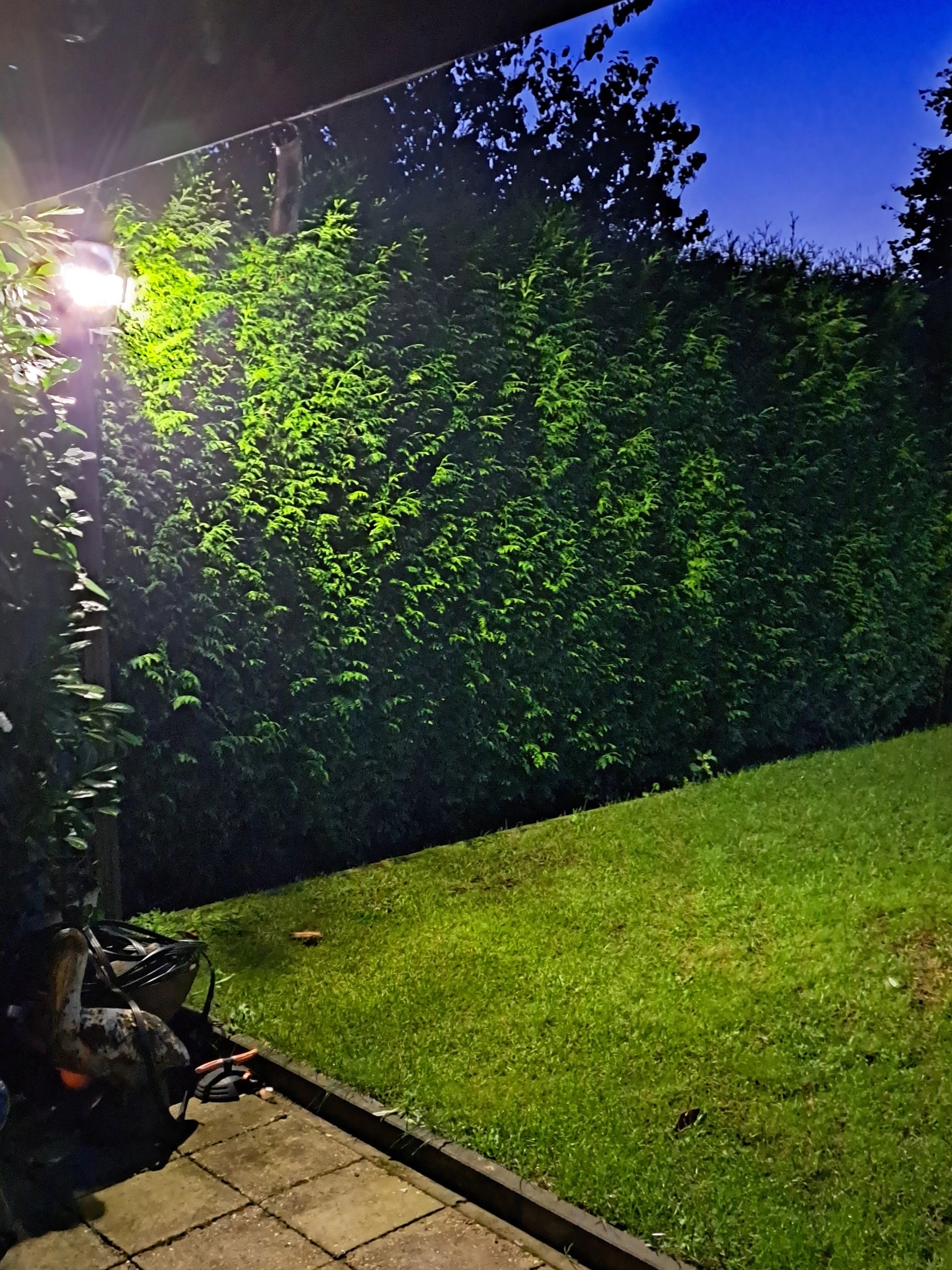 Solar RVS buitenlamp Glare met bewegingssensor - Moderne wandlamp op zonne-energie