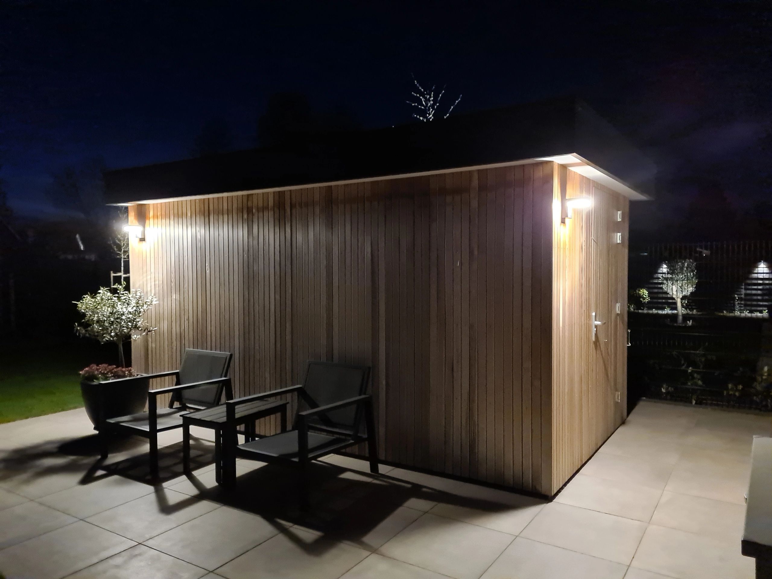 Solar wandlamp Oslo warm wit licht met bewegingssensor
