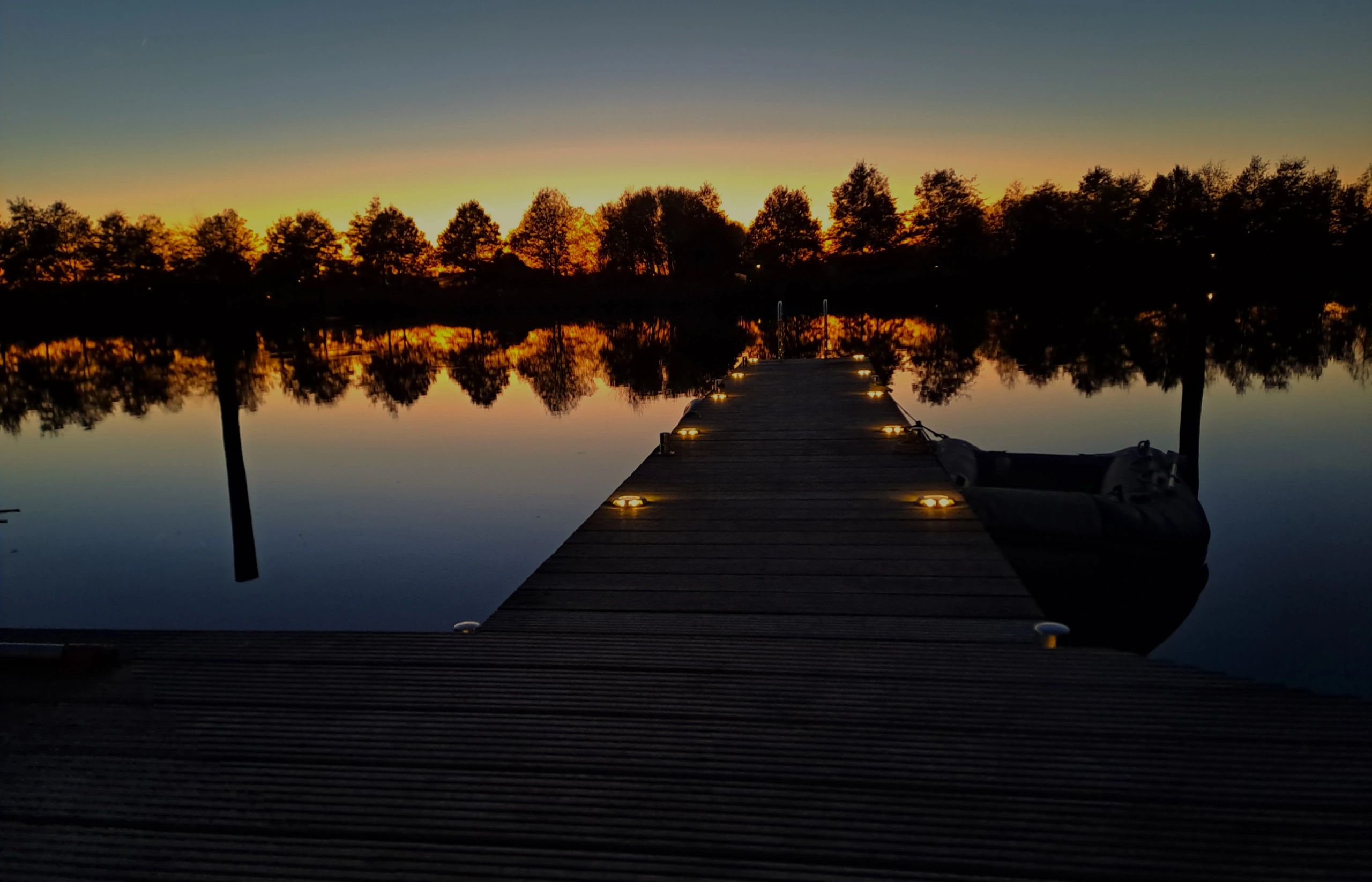 Solar grondspot Shield op zonne energie voordeelset van 4 stuks