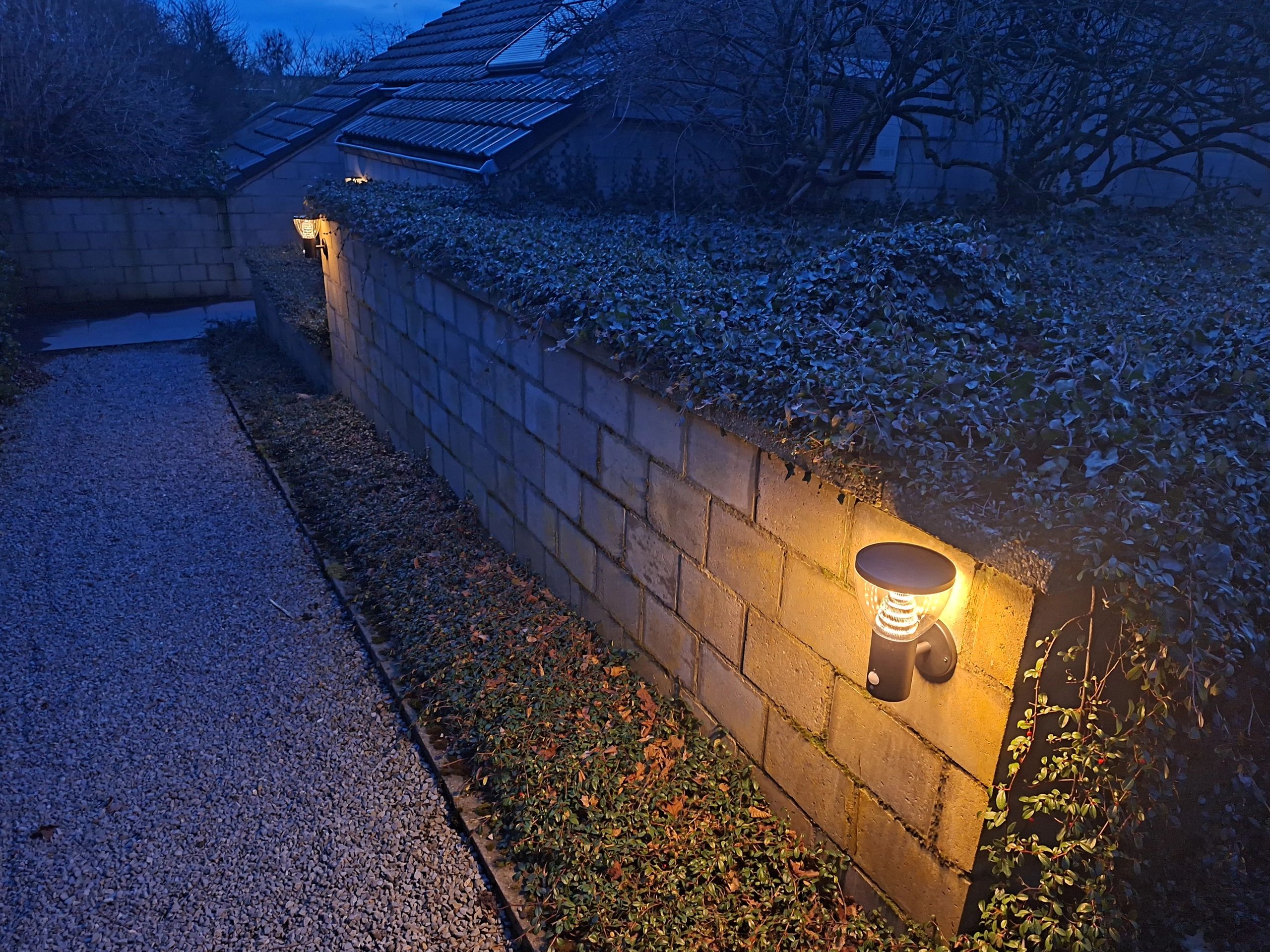 Solar wandlamp Spiez met bewegingssensor