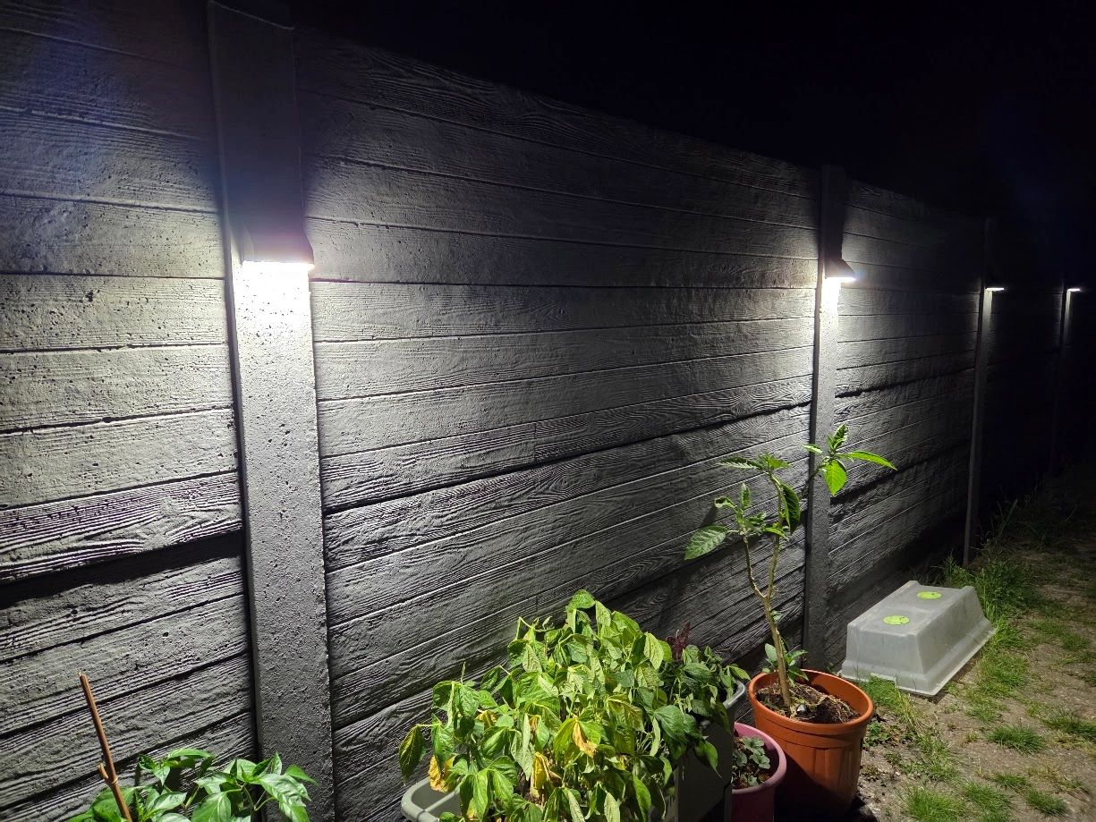 Solar Wandlamp Beam met schemer- en bewegingssensor op zonne-energie set van 2 stuks