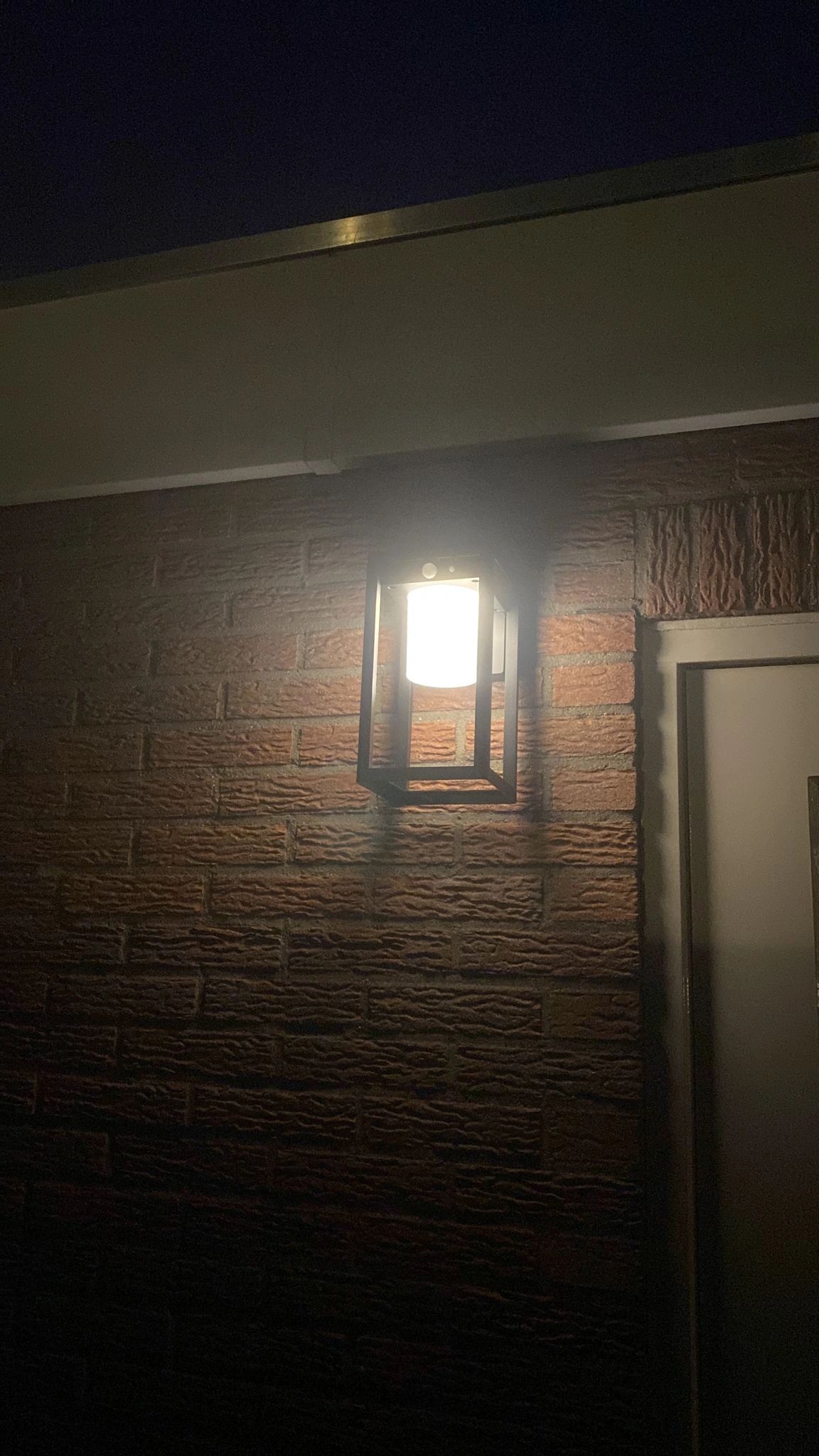 Solar LED wandlamp Svea op zonne energie