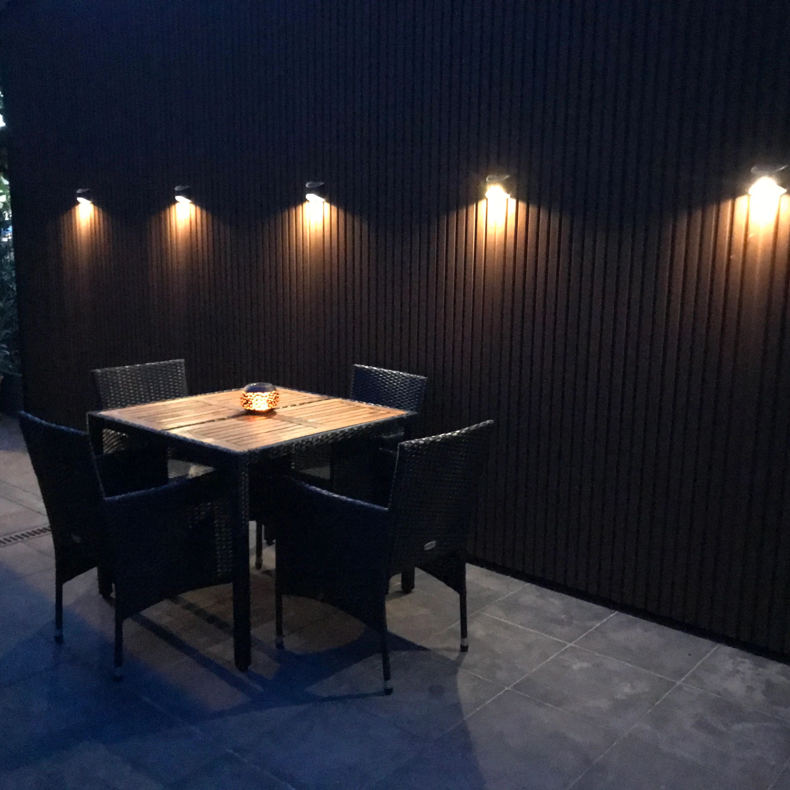 Solar wandlamp Quinn RVS zwart op zonne energie 2 stuks