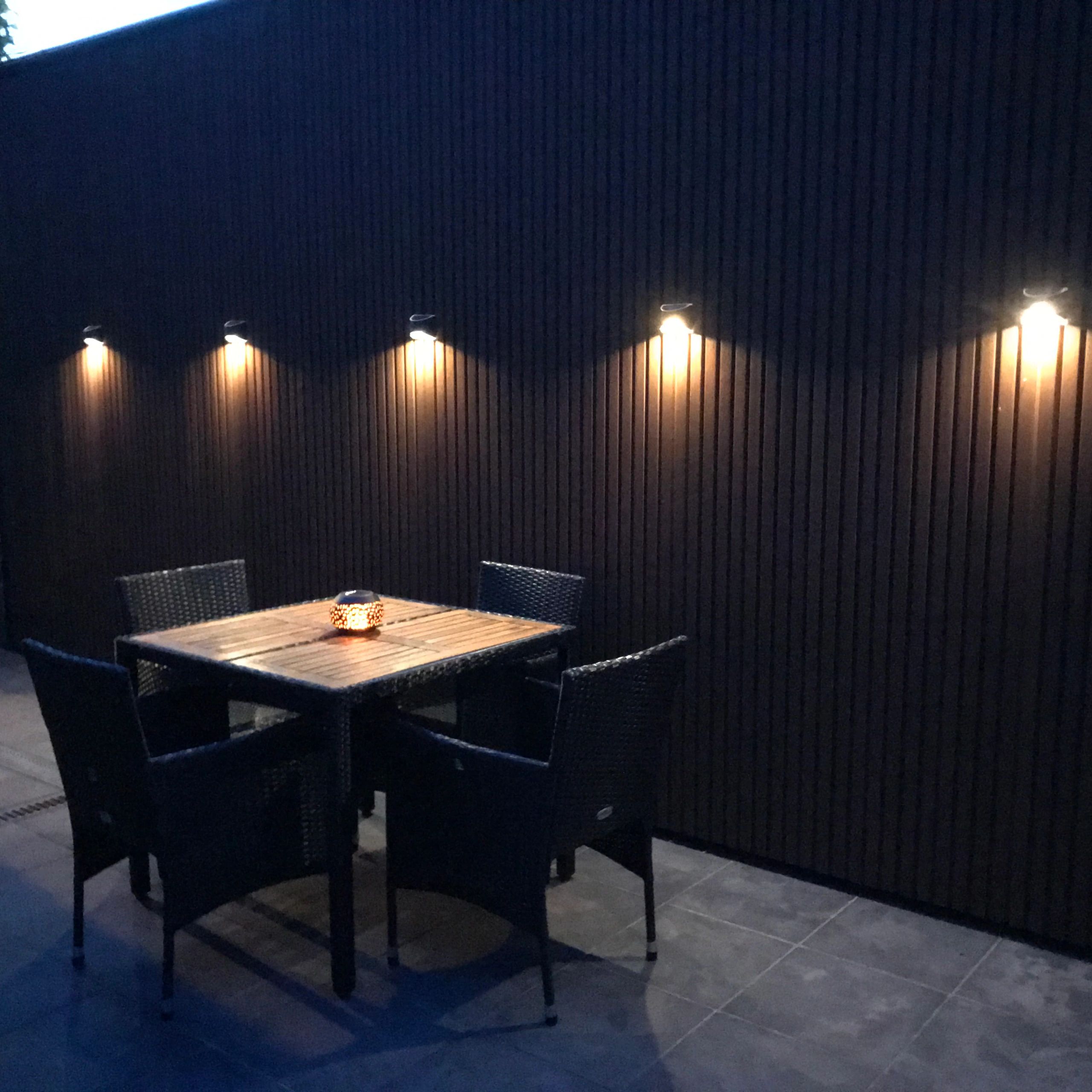 Solar wandlamp Quinn RVS zwart op zonne energie 2 stuks