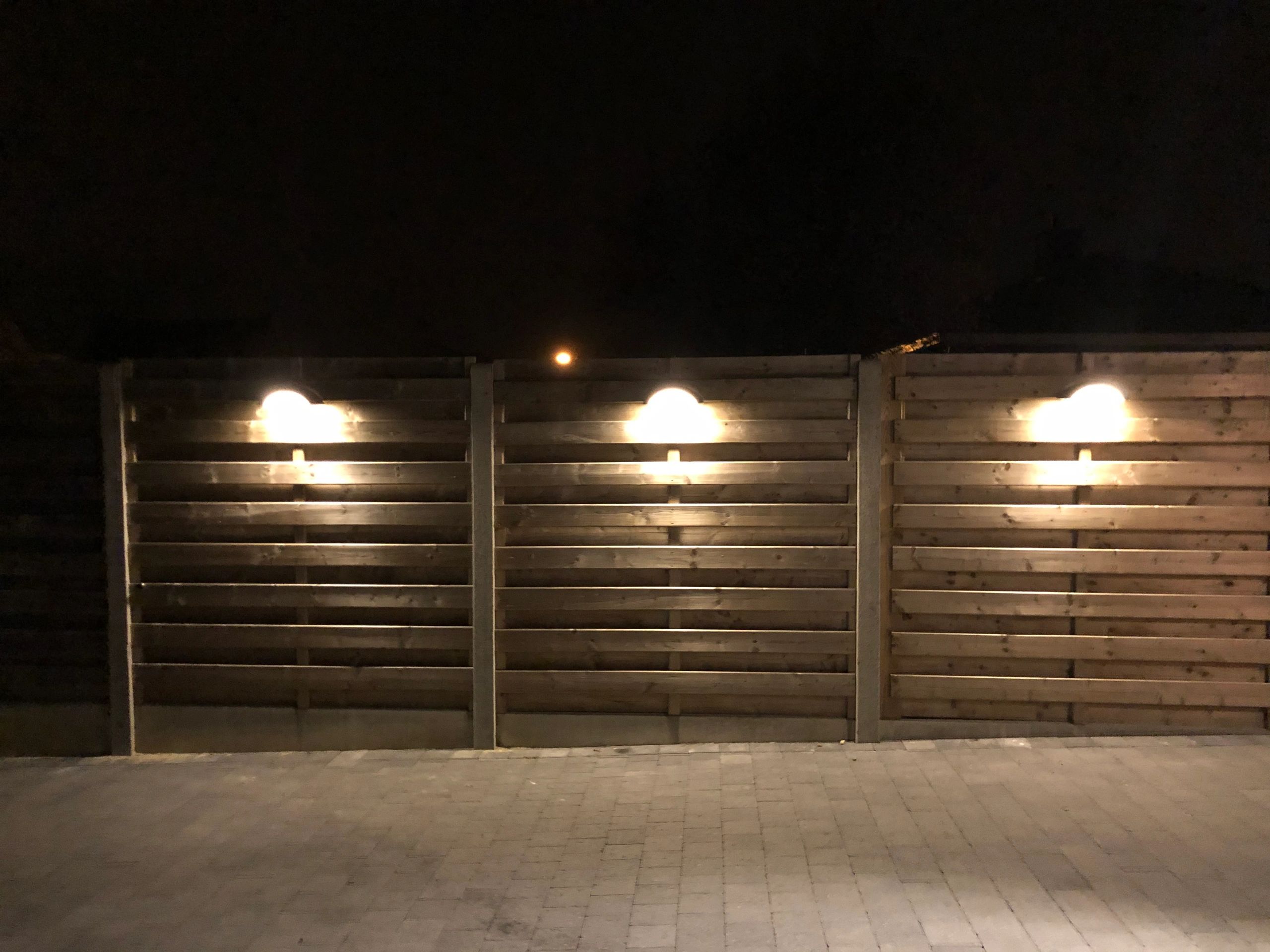 Solar wandlamp Ufo II met bewegingsmelder buitenlamp op zonne energie