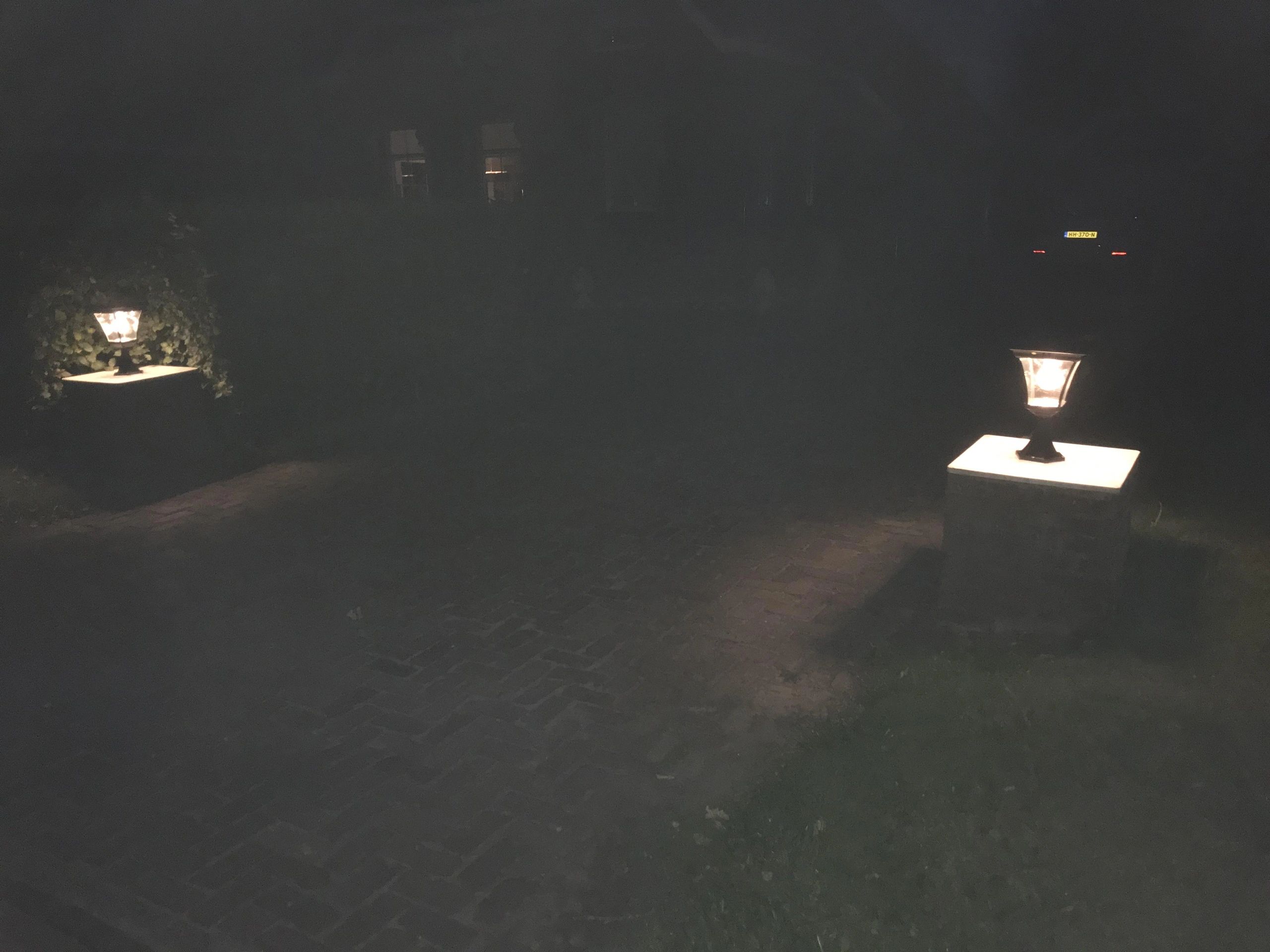 Solar buitenlamp London sokkel zwart met ledlamp