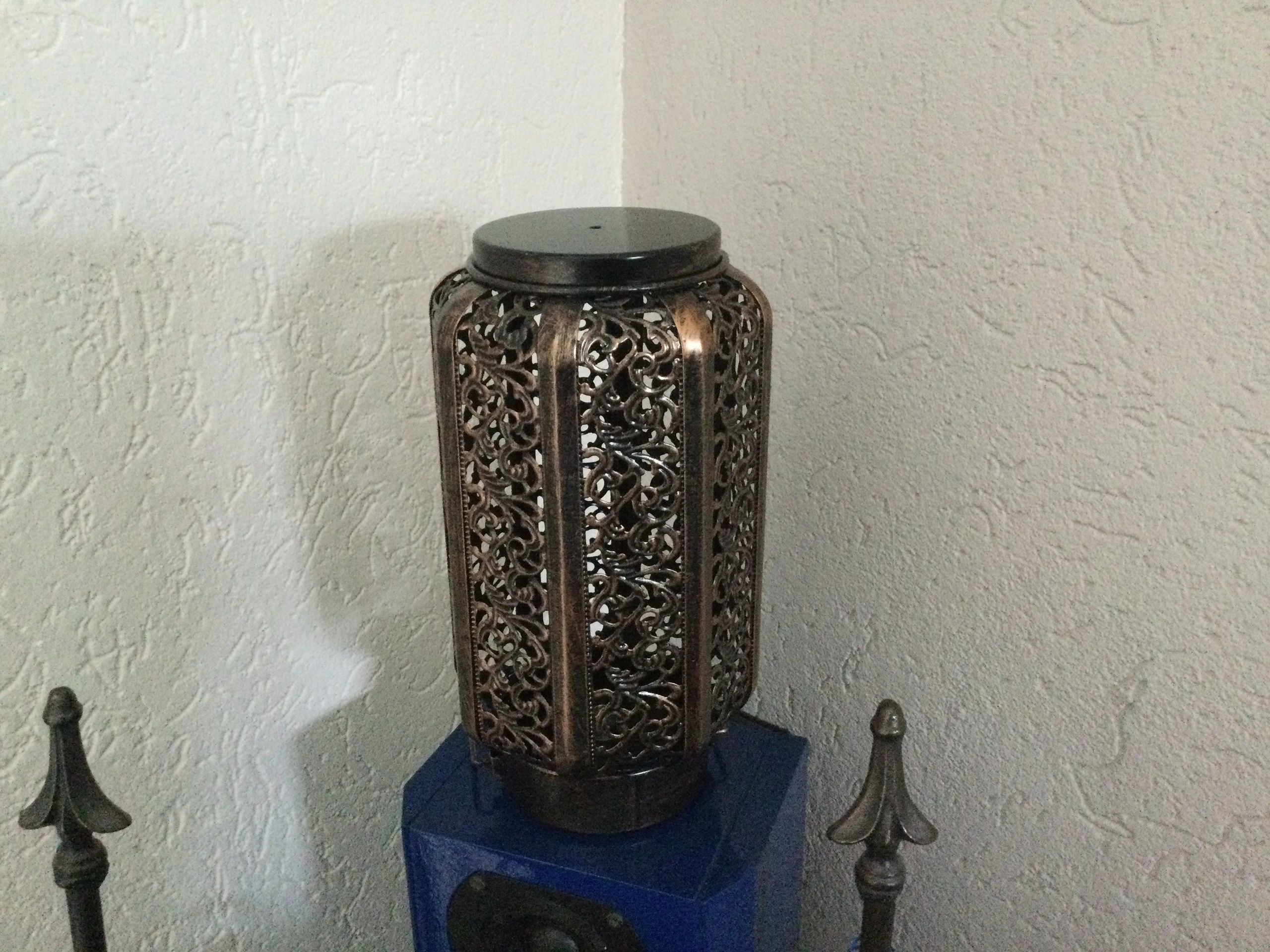 Solar LED tafellamp Oujda op zonne-energie met bijzonder lichtschijnsel