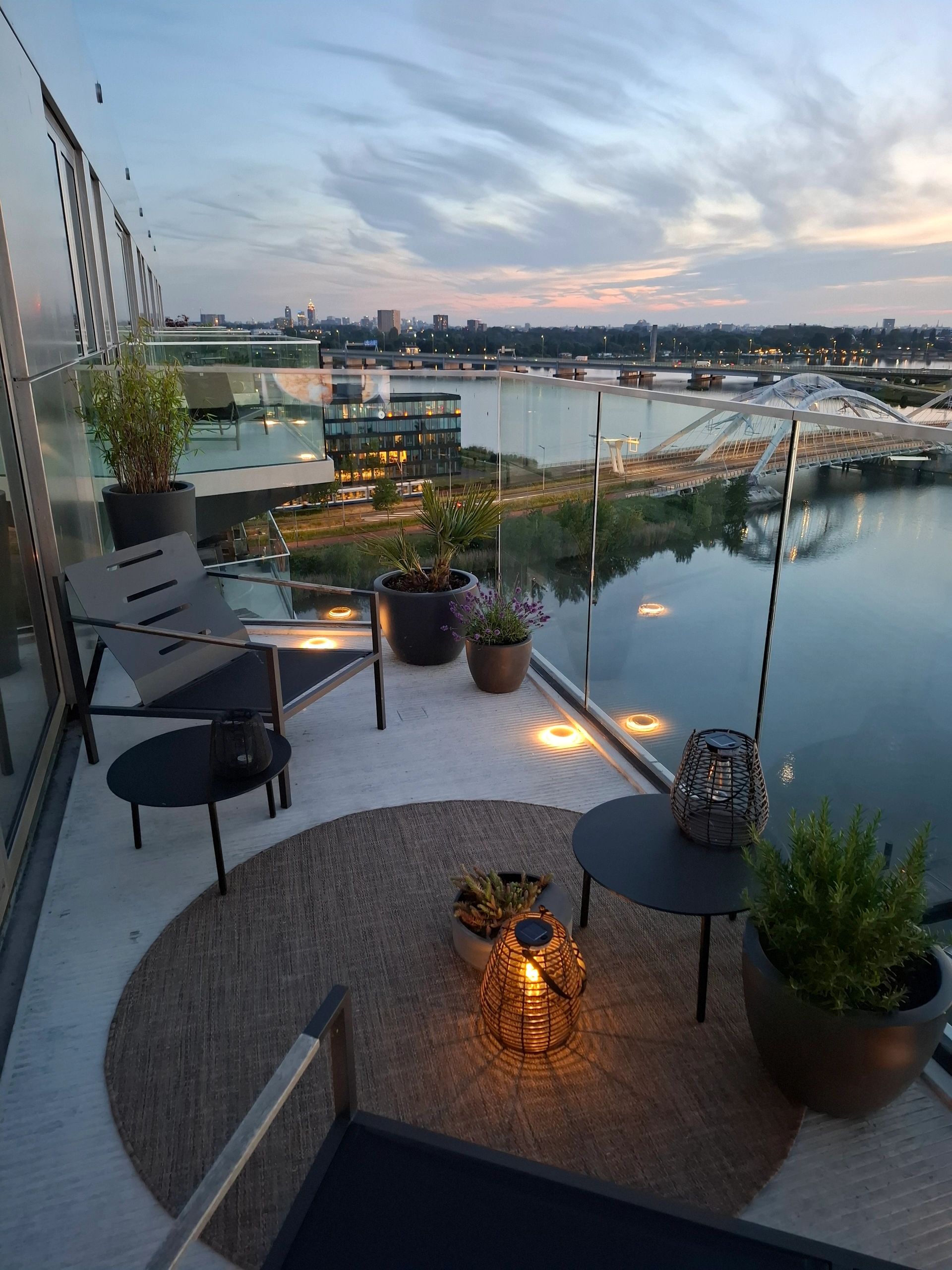 Solar grondspot Round op zonne energie voordeelset van 4 stuks