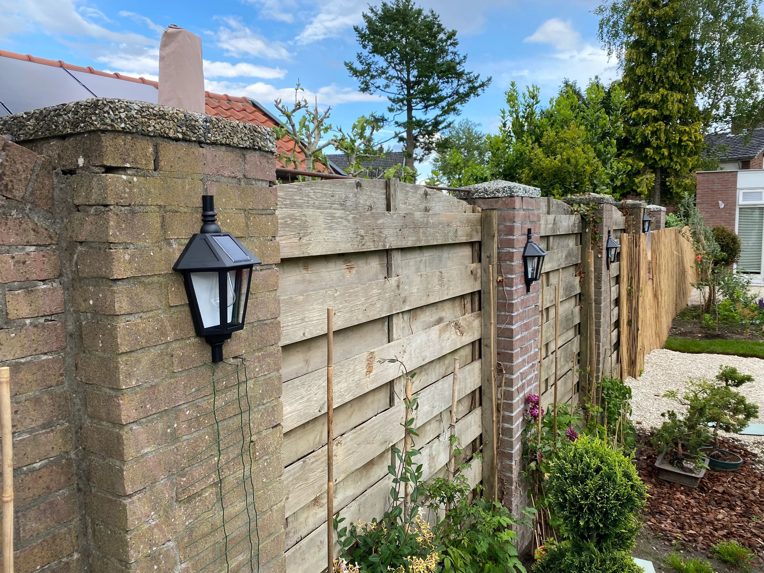 Solar wandlamp Monty klassieke buitenlamp op zonne energie