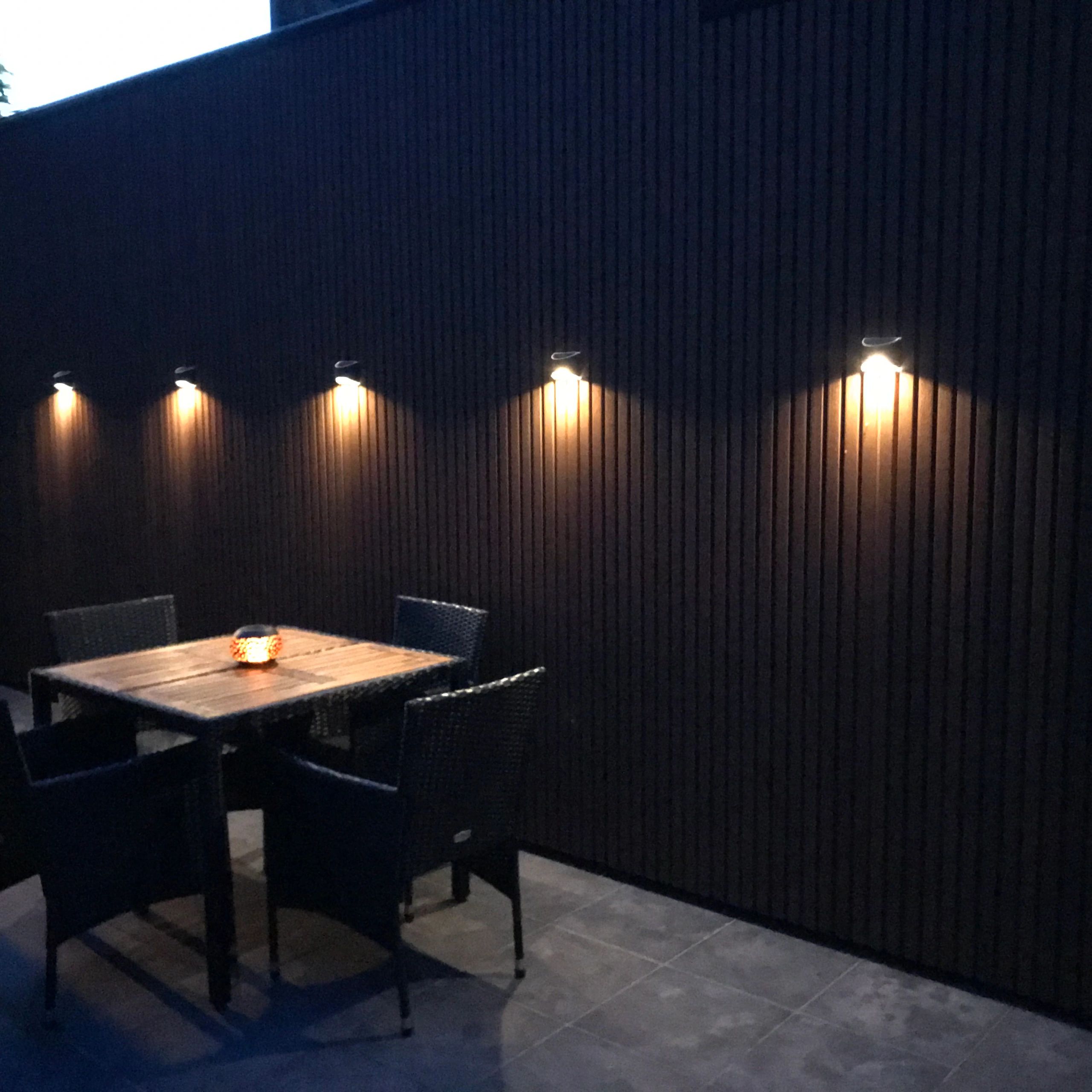 Solar wandlamp Quinn RVS zwart op zonne energie 2 stuks