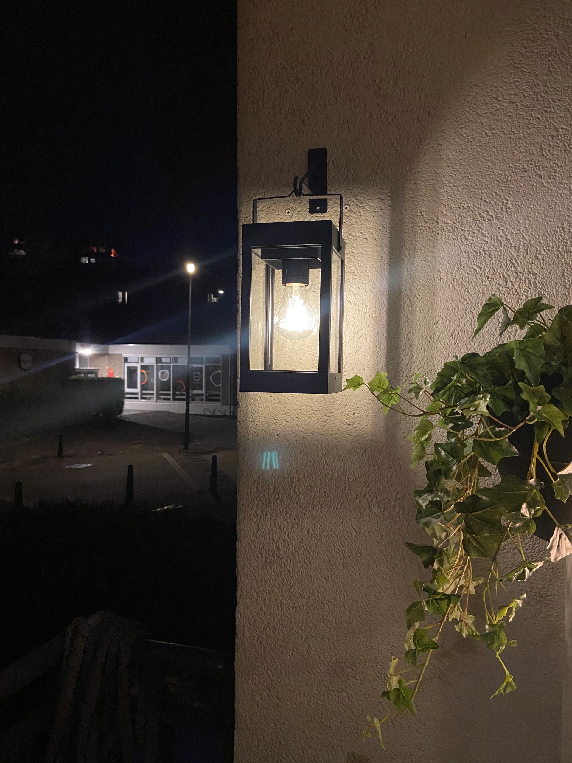 Solar wandlamp Cube op zonne-energie met beugel