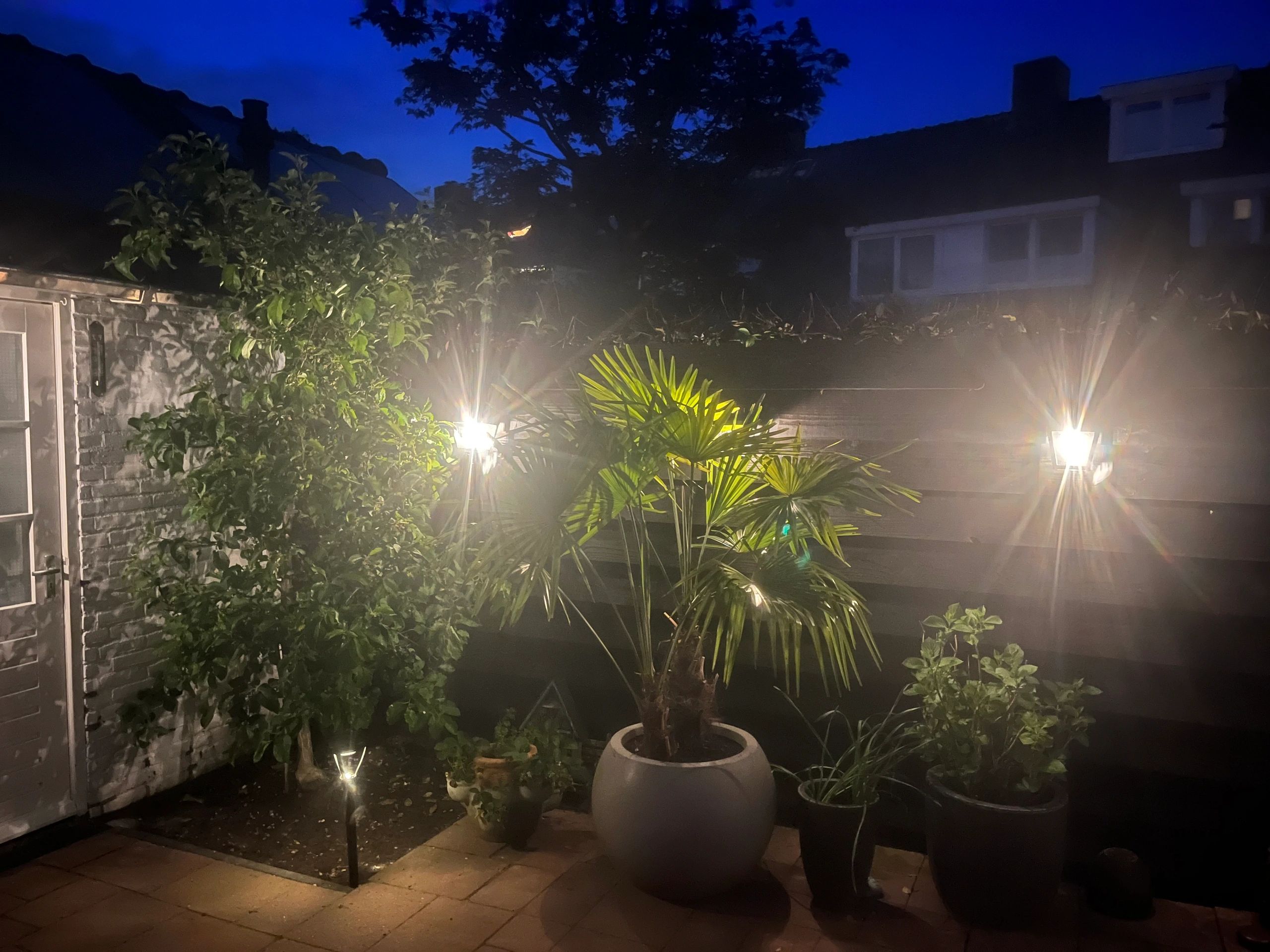 Solar buitenlamp Sheffield wandlamp op zonne energie